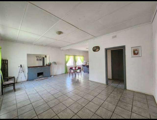 3 BEDROOM HOUSE FOR SALE IN THREE RIVERS